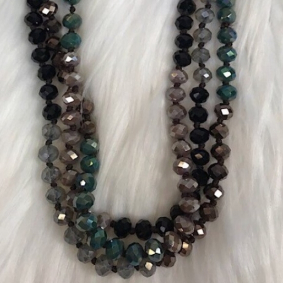 NWOT Hawthorne Multi Color Glass Bead Necklace. - Picture 4 of 8